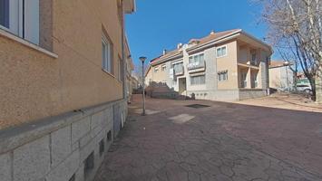 Piso en venta en Alpedrete de 119 m2 photo 0