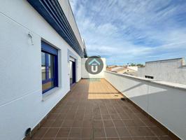 ATICO CON TERRAZA Y PISCINA EN TALAVERA photo 0