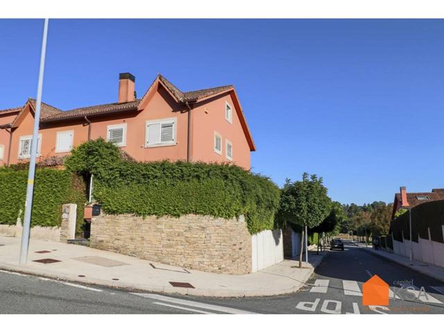 Chalet pareado en venta en Santiago de Compostela – Zona Río Sarela photo 0