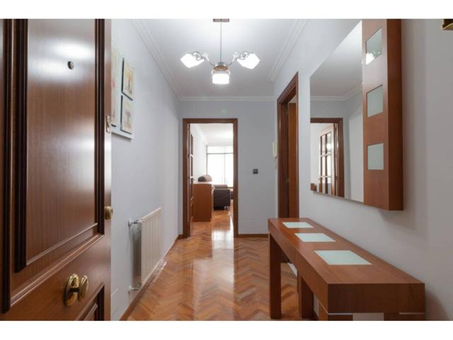 Alquiler de piso en Agro do Medio, Milladoiro Ames photo 0