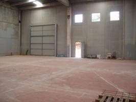 NAU INDUSTRIAL D'OBRA NOVA EN VENDA. photo 0