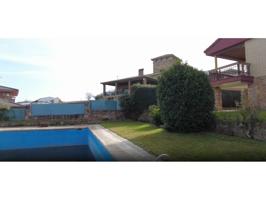 Venta de chalet independiente en El Molar photo 0