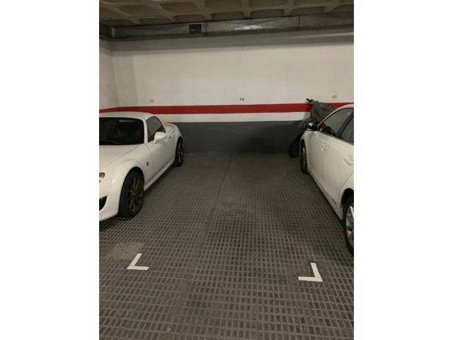 Parking en venta en La Nova Esquerra de l'Eixample photo 0