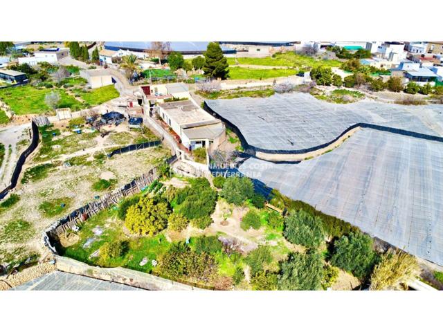 Vivienda con huerto en Dalías photo 0