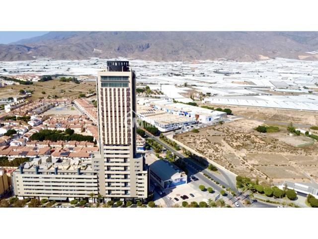 🌟 Oportunidad única: Planta completa de oficinas en el exclusivo Edificio Torrelaguna, El Ejido 🌟 photo 0