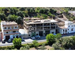 Edificio sobre almacén en Alcolea photo 0