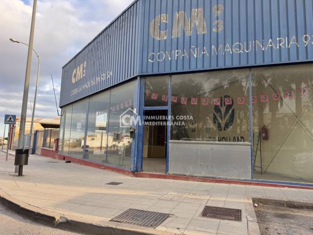 Nave en Bulevar de Vícar photo 0