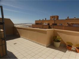 Atico de 3 dormitorios con terraza amplia en Las Marinas photo 0