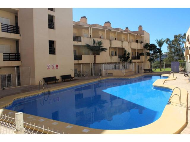 Piso de 2 dormitorios con vistas al mar en el Residencial Mirador de Cabo de Gata en Retamar photo 0