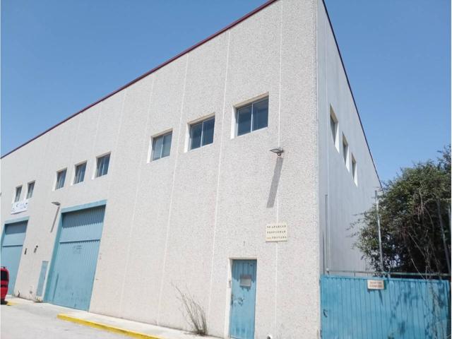 NAVE INDUSTRIAL DE 590 m2 POLIGONO 'LA CREU' - EL VENDRELL photo 0