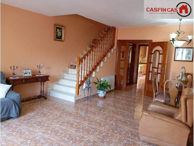 ¡¡ MAGNÍFICA !! CASA ADOSADA EN CUBELLES CENTRO, 4 HAB., 270 M2 - 4 TERRAZAS - GARAJE 91 M2 (CUBELLES) photo 0