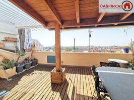 CUBELLES !! ATICO DUPLEX 4 HAB. CON SOLARIUM + PISCINA + PARKING 20 M2 + TRASTERO photo 0