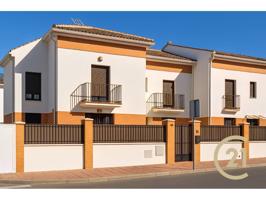 Exclusiva Casa Pareada de 4 Plantas en Urbanización San Rafael (Ronda). photo 0