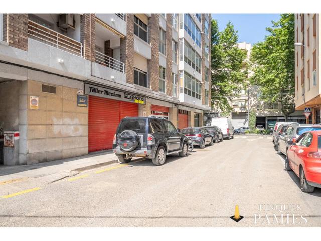 Amplio local de 226 m² con mucho potencial en una ubicación privilegiada!!! photo 0