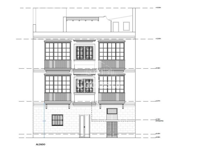Finca en venta junto a la plaza de San Antonio photo 0