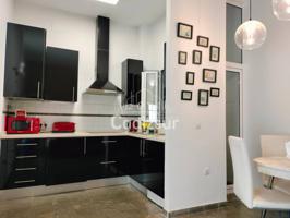 APARTAMENTO EN MERCADO DE ABASTOS photo 0