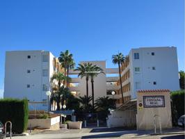 Apartamento en primerísima línea de playa con una enorme terraza para disfrutar y soleado photo 0