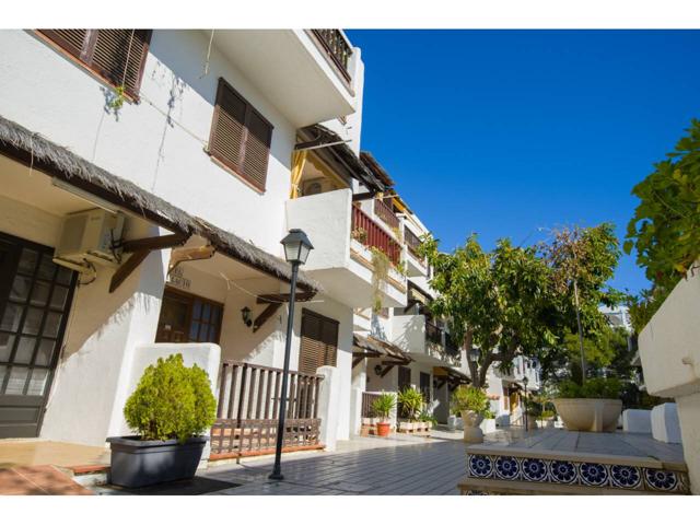 Encantador apartamento con salida directa a la playa de las Fuentes photo 0