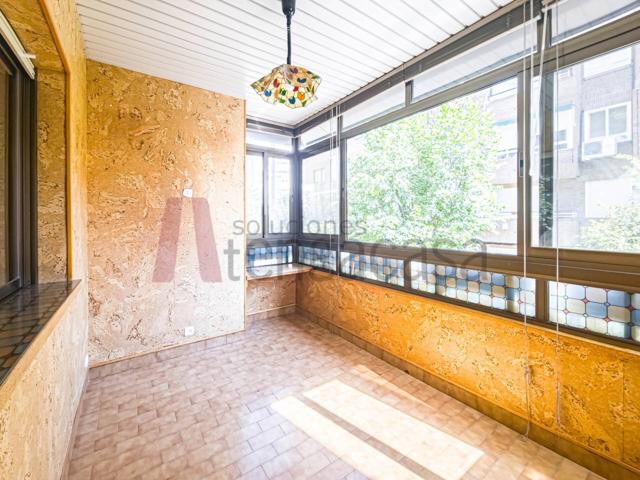 Vivienda exterior con amplia terraza y excelentes comunicaciones photo 0