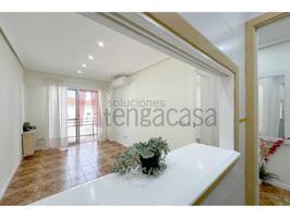 Luminoso apartamento exterior con terraza en Guindalera, junto a Diego de León photo 0