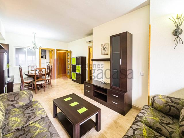 Estupendo apartamento ático con terraza acristalada en alquiler photo 0