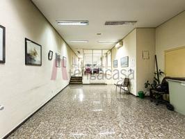 Piso Amplio en Guindalera: ¡Perfecto para Reforma! photo 0