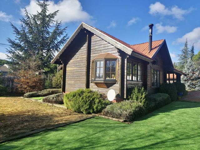 Chalet unifamiliar en alquiler en la Urbanización Pradera del Amor (El Berrueco). photo 0