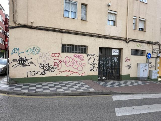SE VENDE LOCAL EN ANTONIO MAURA photo 0