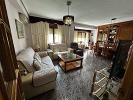 🏢 ¡SE ALQUILA PISO POR HABITACIONES PARA ESTUDIANTES EN EL CENTRO DE CUENCA!. photo 0