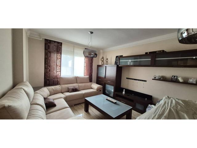 Venta de Casa adosada en Carrión de Calatrava photo 0