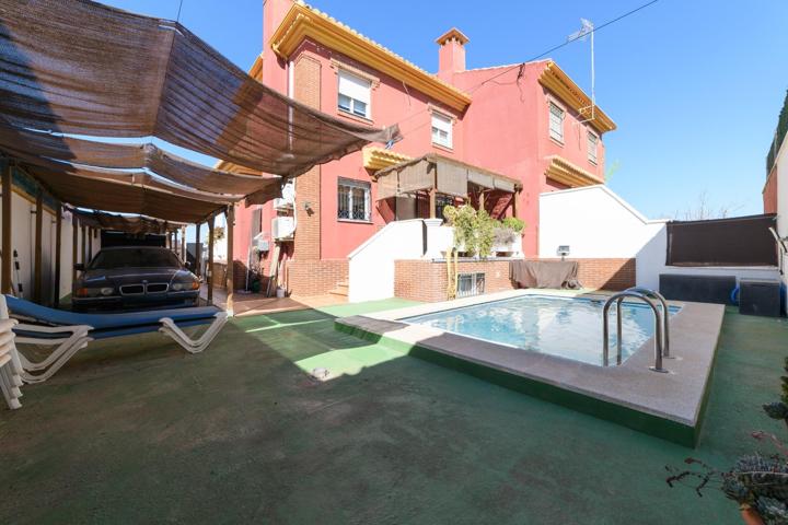 Casa En venta en Urb. La Masía, Alhendin photo 0