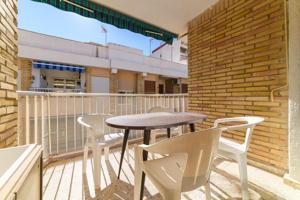 Tu Oasis de Verano en Torrenueva Costa: ¡Apartamento a Pasos de la Playa! photo 0