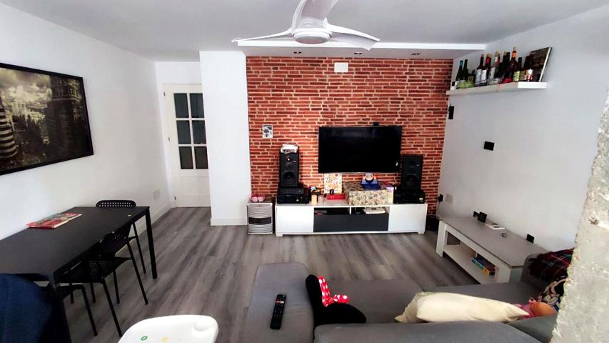 PRECIOSO APARTAMENTO REFORMADO EN EL PUEBLO photo 0