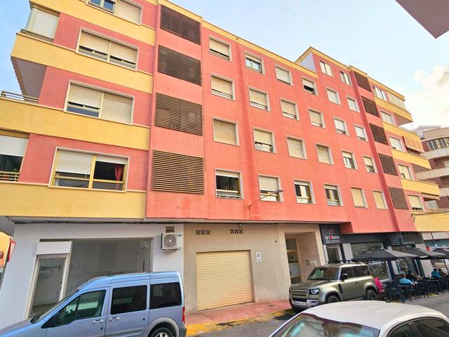 BONITO Y AMPLIO PISO CÉNTRICO EN GUARDAMAR photo 0