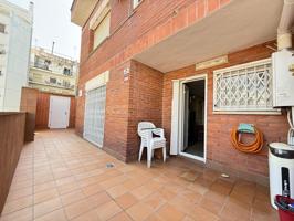 Piso de 4 habitaciones en el centro de Pineda de Mar photo 0