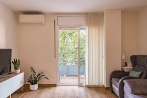 ¿Buscas un piso amplio, cómodo y bien conectado? Aquí lo tienes. 🏡✨ photo 0