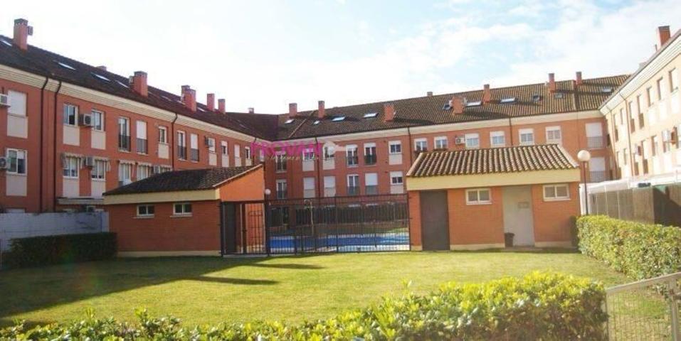 2 DORMITORIOS CON PATIO Y PISCINA!!!!! photo 0