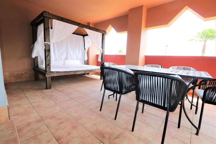 APARTAMENTO DE 3 HABITACIONES EN URBANIZACIÓN PALMERAS photo 0
