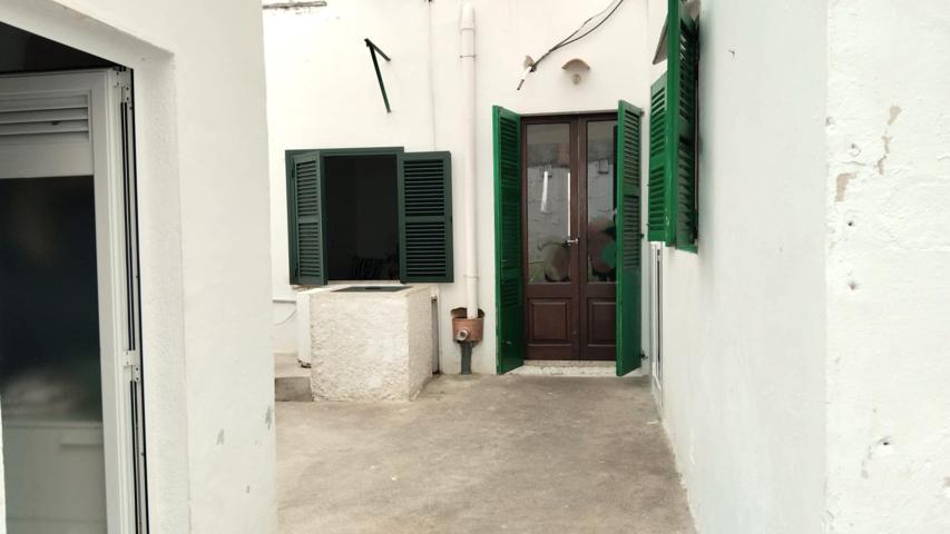 Casa con techo libre en el casco antiguo de Portocolom photo 0