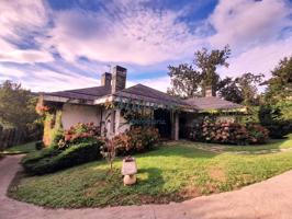 Casa De Campo En venta en La Bilbaína, Mungia photo 0