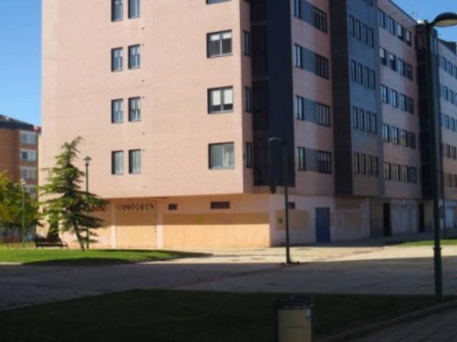 Local comercial de nueva construcción en venta photo 0