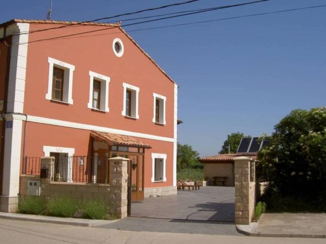 CASA RURAL EN VENTA. PLENO FUNCIONAMIENTO. photo 0