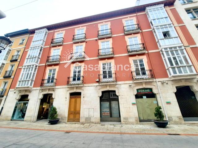 Local en alquiler en Centro photo 0