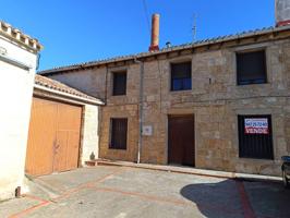 FANTASTICA CASA EN VENTA EN PEDROSA DEL PRINCIPE (BURGOS), CON 2.000 M2 aprox. DE PATIO -CORRAL photo 0