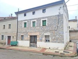 CASA DE PIEDRA DE 3 PLANTAS CON TEJADO NUEVO EN BURGOS photo 0