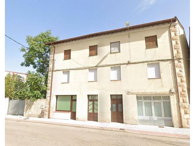 EDIFICIO DE 2 ALTURAS CON 5 VIVIENDAS Y UN TERRENO DE 515 M2 EN TRESPADERNE photo 0