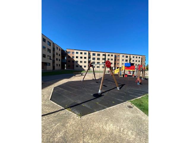 BONITO PISO COMO NUEVO DE 3 DORMITORIOS 2 BAÑOS GARAJE Y TRASTERO EN URBANIZACION PRIVADA photo 0