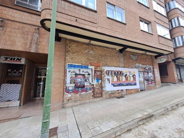 SE VENDE LOCAL DE OBRA DE 150 M2 EN ZONA CALLE MADRID photo 0
