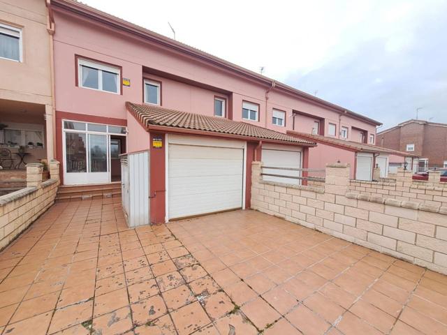 CHALET CON JARDIN PARA ENTRAR A VIVIR A UN PASO DE BURGOS photo 0
