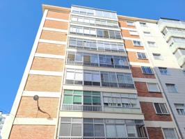PISO REFORMADO EN GAMONAL DE 3 DORMITORIOS Y TERRAZA photo 0